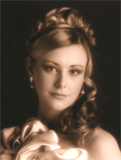 Yasmine - Invicta Label &copy;