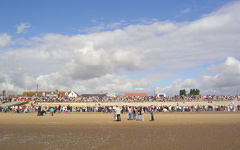Dymchurch Beach 28/08/06 by Andrewa &copy;